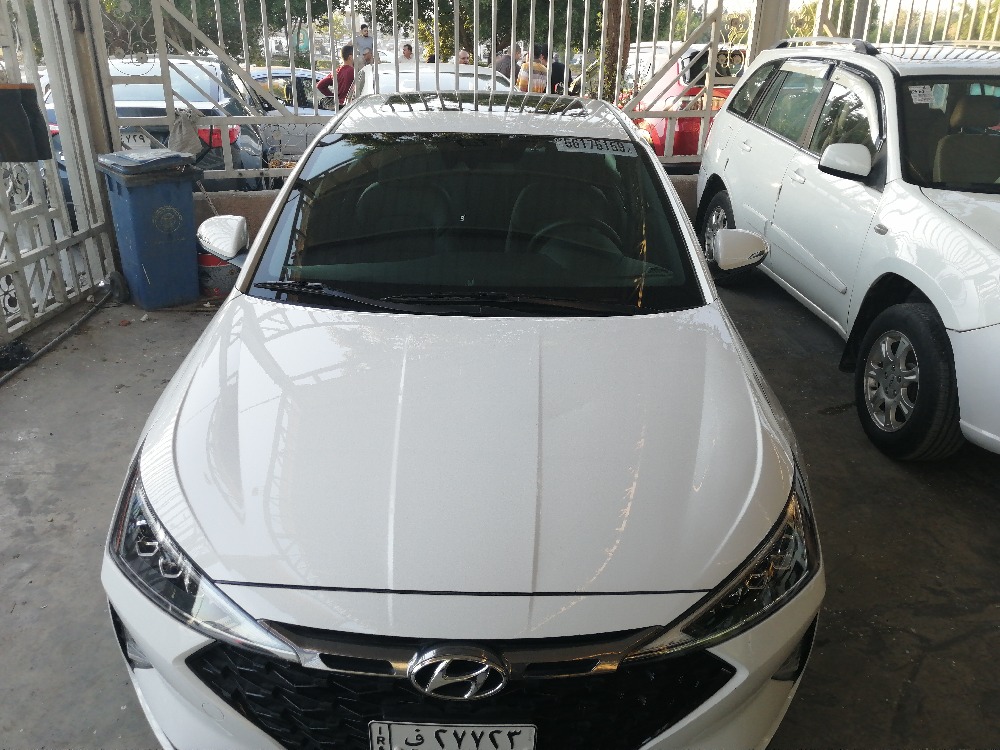 هیوندای ئەلەنترا